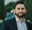 Esteban R. V.