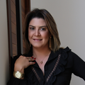 Juliana B. T.