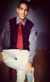 Yeferson J. M. M.