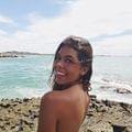 Bruna T.