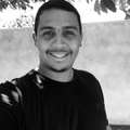 Jhonatan R.