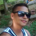 Jhonatan F.