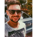 Lucas R.