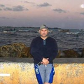 Elias R.