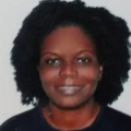 Thayná R.