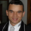 Jhonny E.