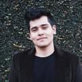 Lucas L.