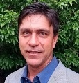 André V. D. S.