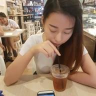 Freelancer Zoslyn C.