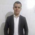 Lucas R.