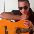 Jhonatan D. L. C.