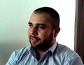 ROBERTO E. E. R.