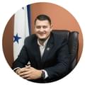 Josue R. M. H.